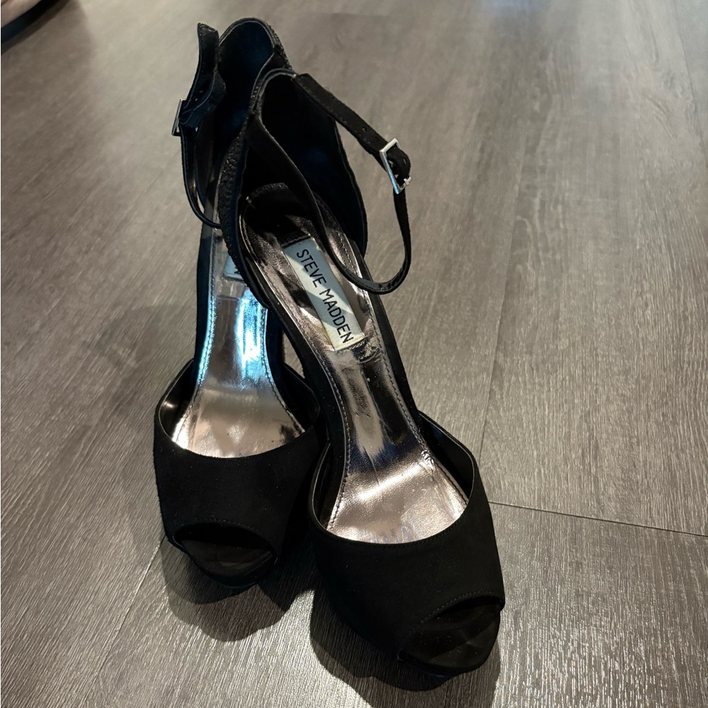 Steve Madden Black Ankle Strap Heels